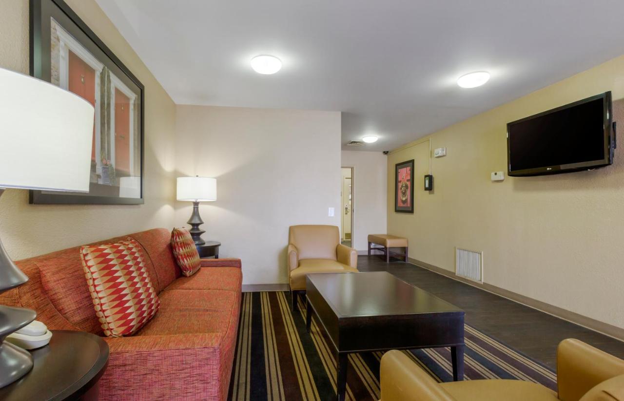 Extended America - - West Hotel