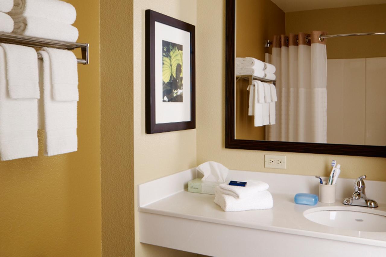 Extended America - - West Hotel